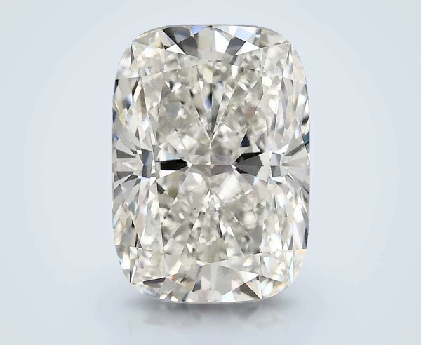 4 Carat · G · VVS2 Rare Carat Ideal Cut