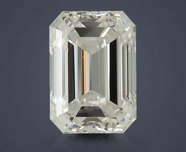 2.32 Carat · F · VS2 Rare Carat Ideal Cut