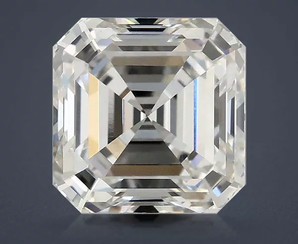 2.04 Carat · G · VVS2 Rare Carat Ideal Cut