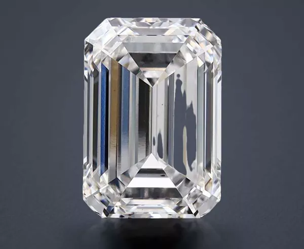 2.82 Carat · D · VS1 Rare Carat Ideal Cut