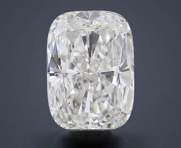 0.92 Carat · F · VS1 Rare Carat Ideal Cut