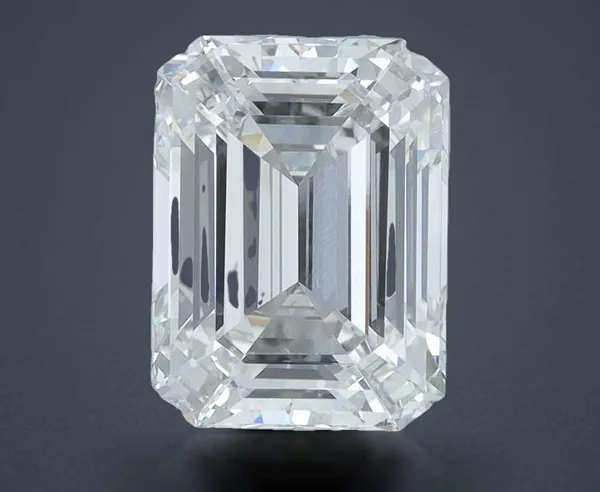 6.13 Carat · F · VS1 excellent Cut