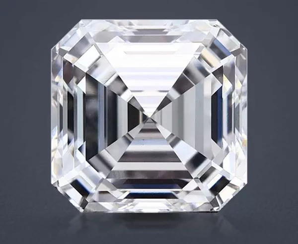 2.84 Carat · F · VS1 Rare Carat Ideal Cut
