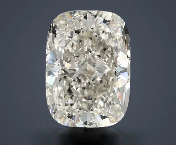 4.01 Carat · H · VVS2 Rare Carat Ideal Cut
