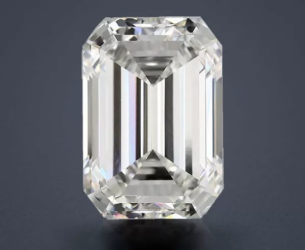 4.66 Carat · E · VS1 Rare Carat Ideal Cut