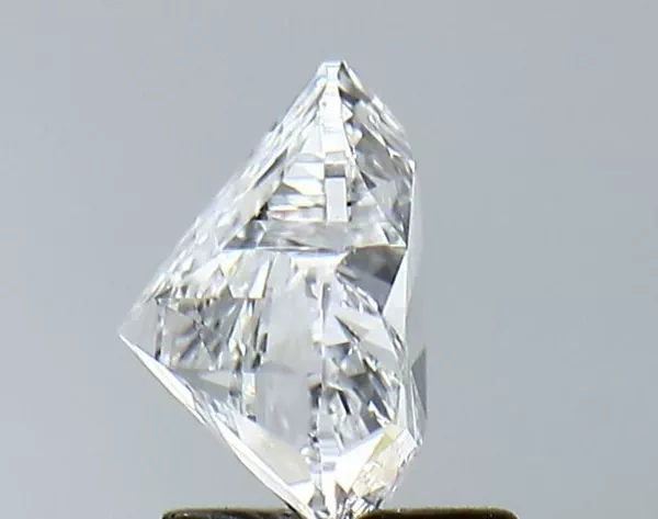 2.01 Carat · E · VVS2 Rare Carat Ideal Cut