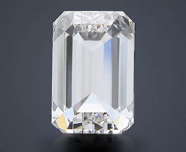 2.35 Carat · F · VVS1 Rare Carat Ideal Cut