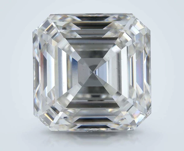 20.04 Carat · G · VS2 Rare Carat Ideal Cut