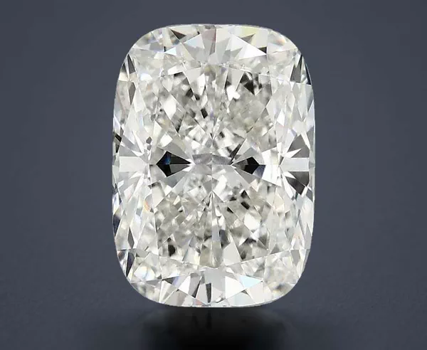4 Carat · G · VS1 Rare Carat Ideal Cut