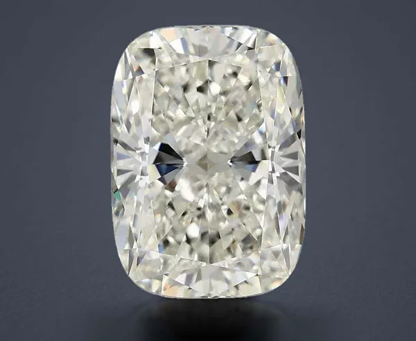 4.08 Carat · H · VVS2 Rare Carat Ideal Cut
