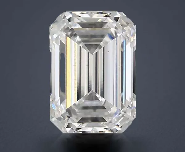 2.43 Carat · D · VS2 Rare Carat Ideal Cut