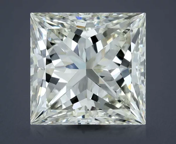 2.5 Carat · J · VS1 Rare Carat Ideal Cut