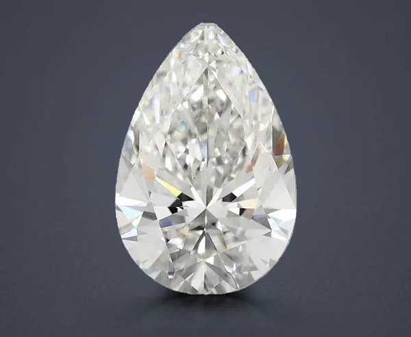 2.8 Carat · F · VS1 Rare Carat Ideal Cut