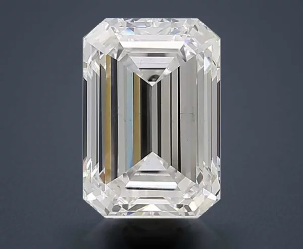 3.46 Carat · E · VS2 Rare Carat Ideal Cut