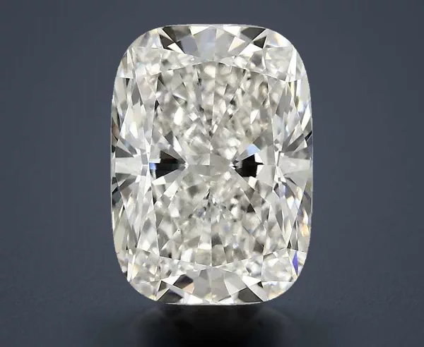 4.35 Carat · F · VS1 Rare Carat Ideal Cut