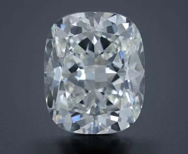6.01 Carat · H · VS2 Rare Carat Ideal Cut