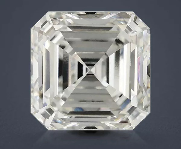 4.01 Carat · G · VVS2 excellent Cut