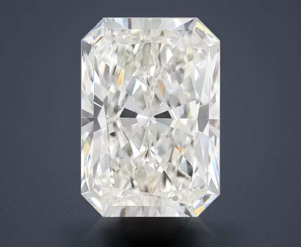4.71 Carat · G · VS1 Rare Carat Ideal Cut