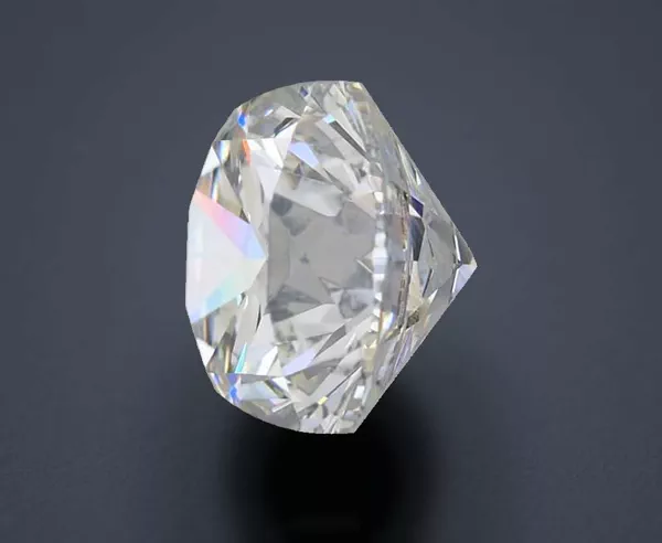 2.31 Carat · G · VVS2 Rare Carat Ideal Cut