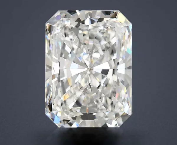 4.67 Carat · E · VVS2 Rare Carat Ideal Cut