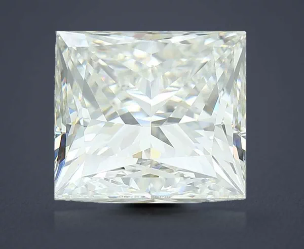 4.24 Carat · I · VVS2 Rare Carat Ideal Cut