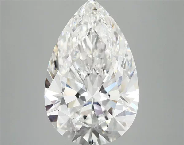 6.96 Carat · F · VVS2 Rare Carat Ideal Cut