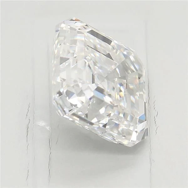 3.03 Carat · F · VVS2 excellent Cut