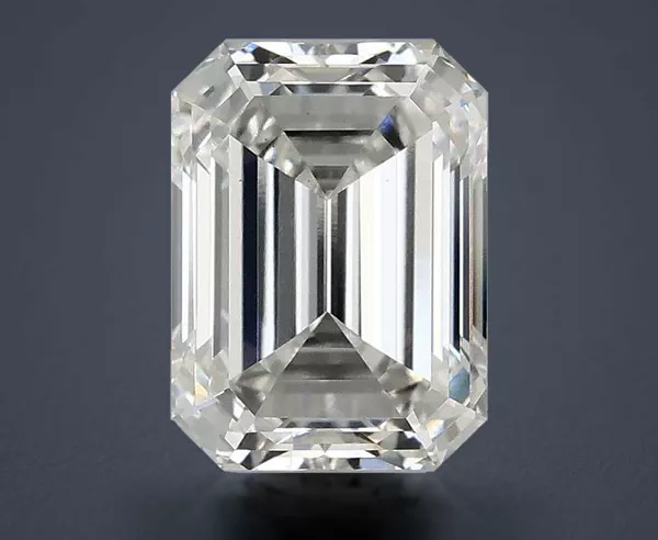 2.59 Carat · G · VS1 Rare Carat Ideal Cut