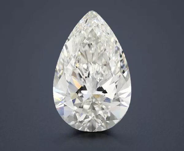 2.8 Carat · F · VVS2 Rare Carat Ideal Cut