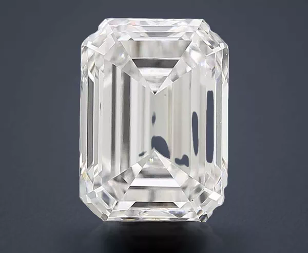 4.22 Carat · F · VVS1 Rare Carat Ideal Cut