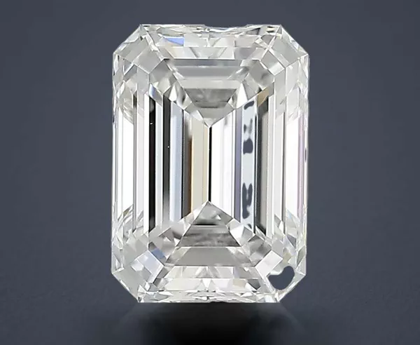 2.2 Carat · E · VS1 Rare Carat Ideal Cut