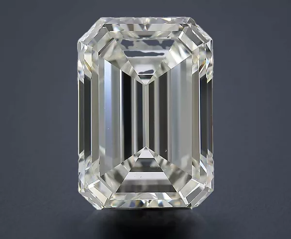 5.01 Carat · J · VS2 Rare Carat Ideal Cut