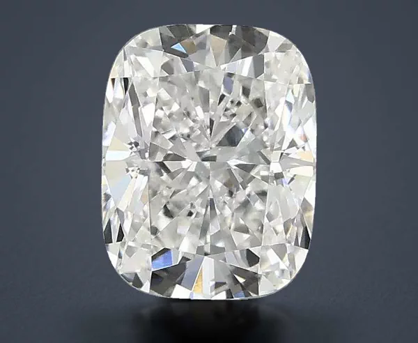 1 Carat · E · VS1 Rare Carat Ideal Cut