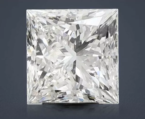 4.77 Carat · G · VS1 Rare Carat Ideal Cut