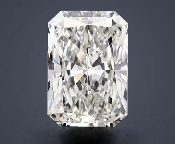 2.81 Carat · H · VS1 Rare Carat Ideal Cut