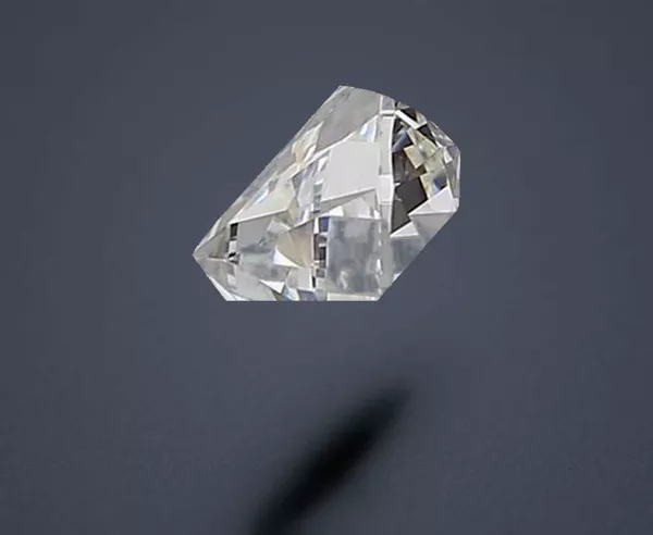 3.17 Carat · F · VS1 Rare Carat Ideal Cut