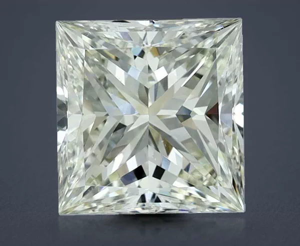 2.02 Carat · K · VS2 Rare Carat Ideal Cut