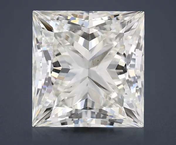 3.13 Carat · G · VS1 Rare Carat Ideal Cut