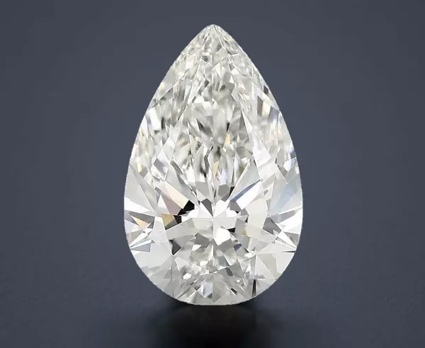2.87 Carat · F · VVS2 Rare Carat Ideal Cut