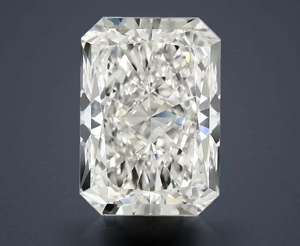 3.04 Carat · G · VVS2 Rare Carat Ideal Cut