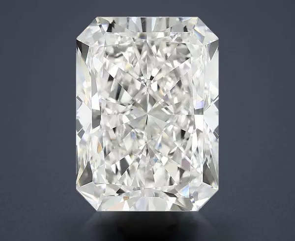 4.68 Carat · E · VVS2 Rare Carat Ideal Cut