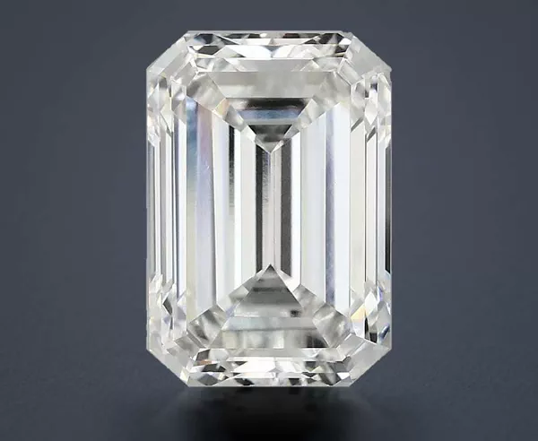 4.9 Carat · E · VVS2 Rare Carat Ideal Cut