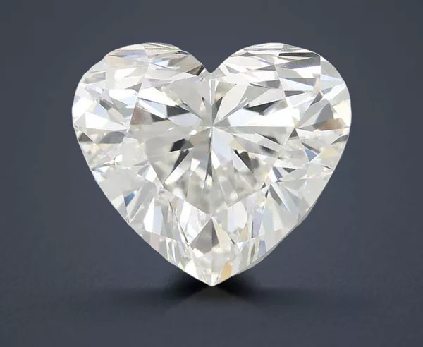6.93 Carat · F · VVS2 Rare Carat Ideal Cut