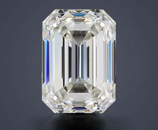 2.7 Carat · J · VVS2 Rare Carat Ideal Cut