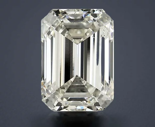 3.1 Carat · H · VS2 Rare Carat Ideal Cut