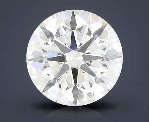 4.27 Carat · G · VS1 Rare Carat Ideal Cut