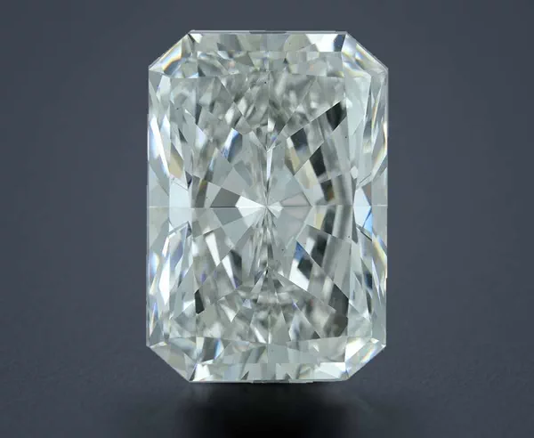 20.01 Carat · G · VS1 Rare Carat Ideal Cut
