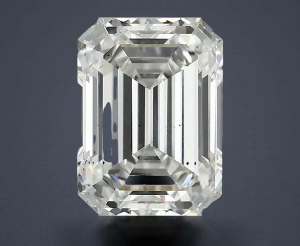 2.88 Carat · G · VS2 Rare Carat Ideal Cut