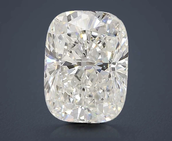 4.22 Carat · E · VVS2 Rare Carat Ideal Cut
