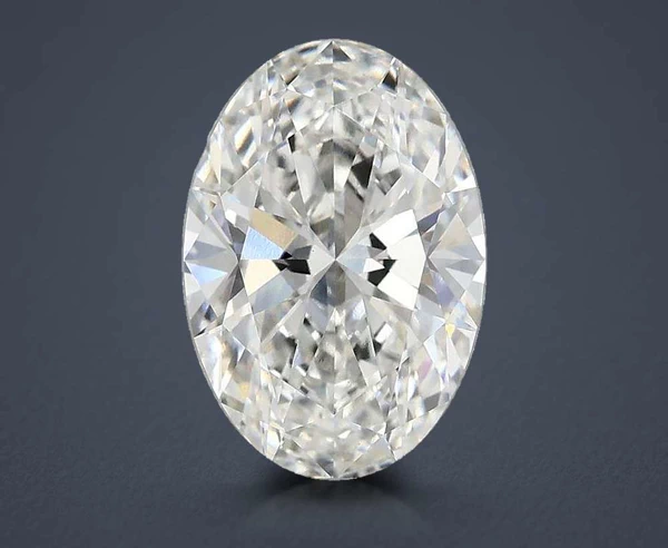 2.8 Carat · E · VS1 Rare Carat Ideal Cut